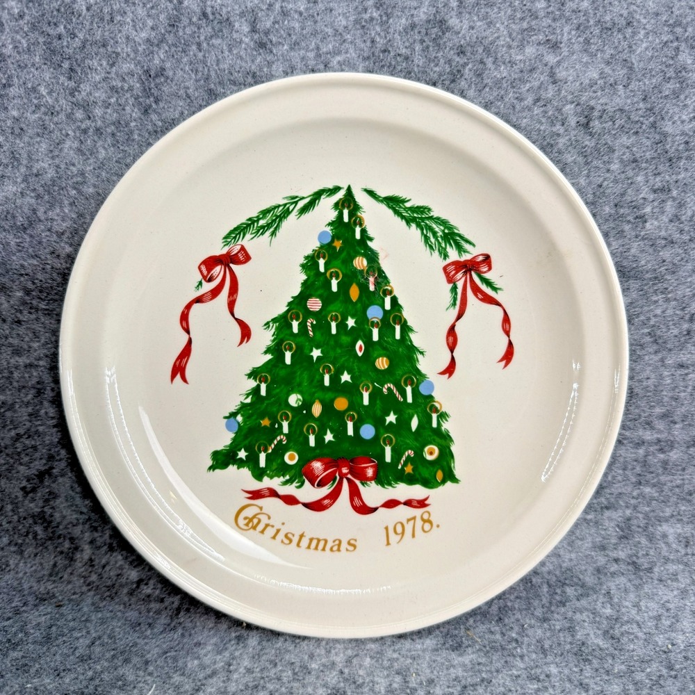 Vintage Lillian Vernon Christmas Tree Plate 1978 6.5" Made in Ireland Pottery